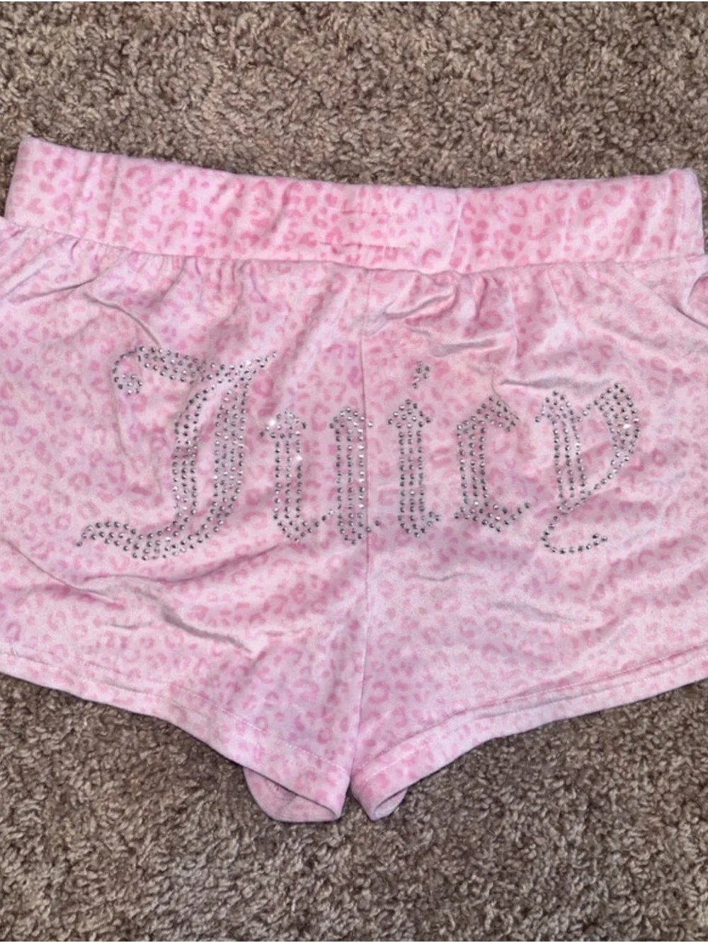 Juicy Couture Pink Leopard Velour Shorts Set | S